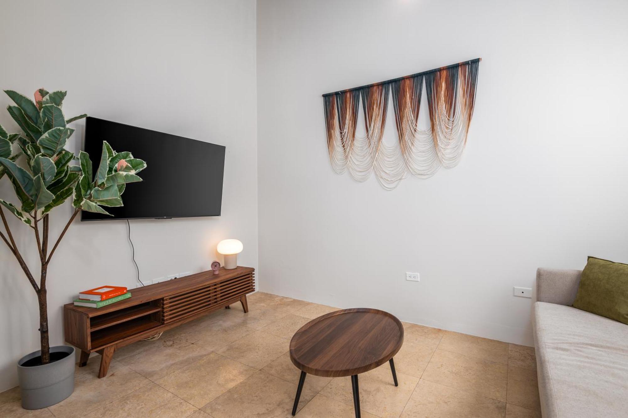 2-Br Apt Centrally Located In Osj! San Juan Bagian luar foto